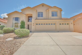 Building Photo - 4546 N Saddle View Dr