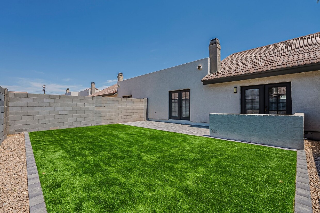 Central Phoenix Remodeled Townhome Oasis –... - Central Phoenix Remodeled Townhome Oasis –...