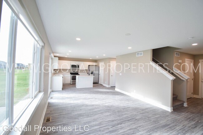 Foto del edificio - 4 br, 2.5 bath House - 1105 Cedar St