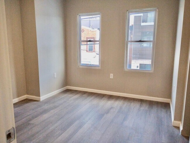 Foto del edificio - 1536 S Napa St