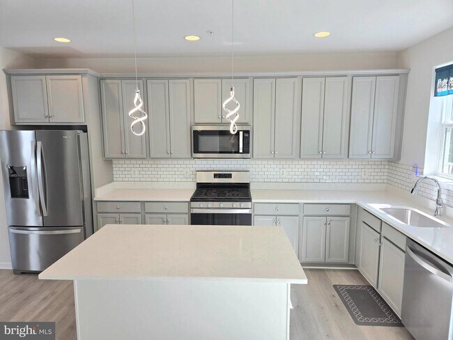 Foto del edificio - 13146 Dowdens Sta Wy