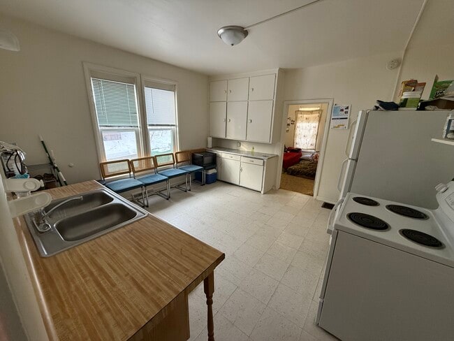 Foto del edificio - 233 Niagara St