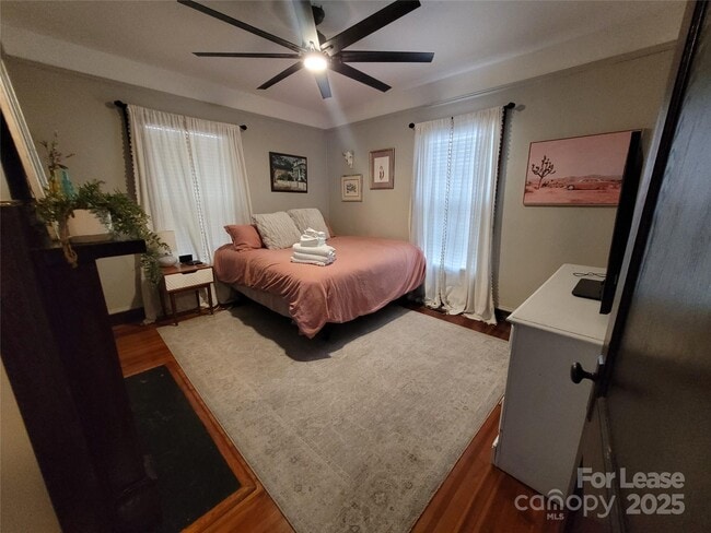 Foto del edificio - 718 Wood St