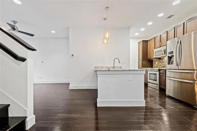 Foto del edificio - 5924 Hudson St