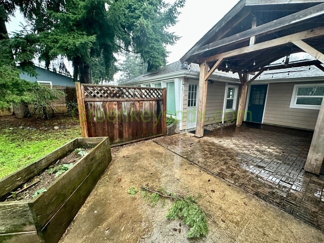 Photo - 10342-6935 Apartment