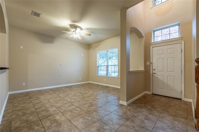 Foto del edificio - 8704 Iron Horse Dr