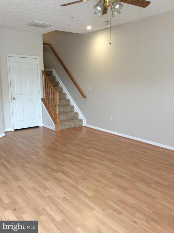 Foto del edificio - 8089 Brookstone Ct