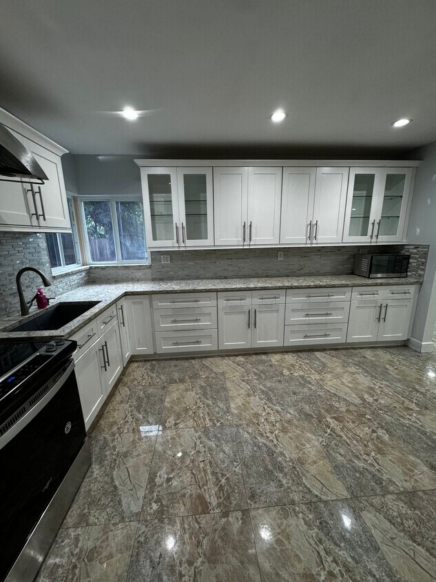 Photo - 1041 NE 178th Terrace (North Miami Beach, FL)