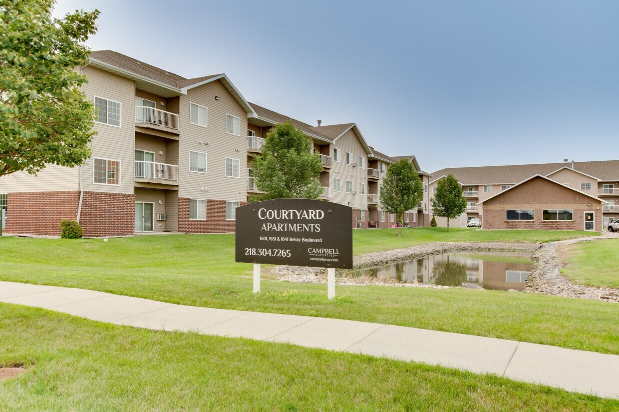 Courtyard Apartments on Belsly Apartments in Moorhead, MN