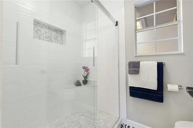 Building Photo - 8206 Red Willow Dr