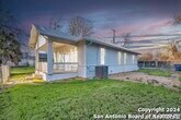 Primary Photo - 1108 N Flores St