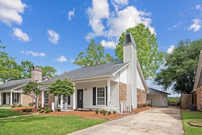 Building Photo - 13319 Country Meadow Ave