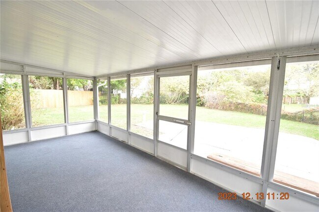 Foto del edificio - 12217 104th Ln