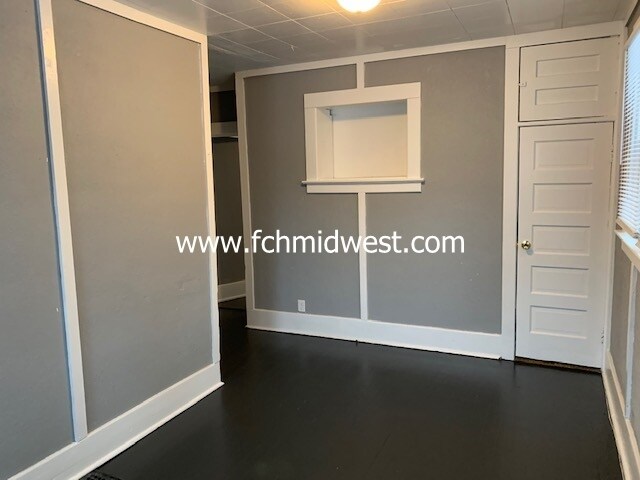 Building Photo - 805 W Wildwood Ave