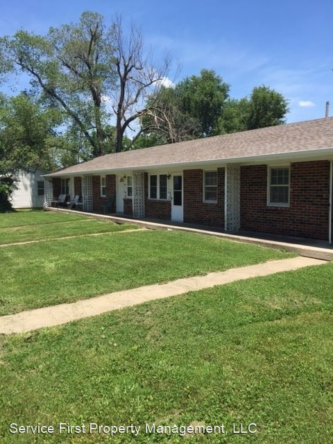 Primary Photo - 912-918 S Lillian Ave