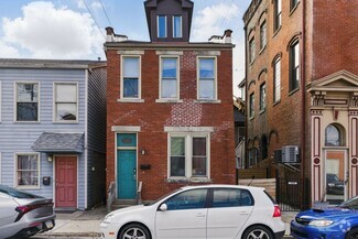 Building Photo - 118 S 21st St