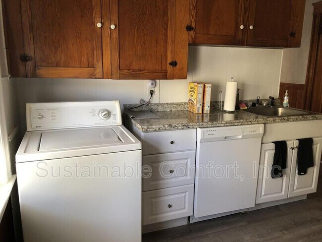 Building Photo - 30 Andover St