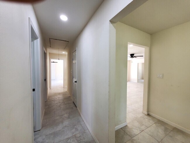 Foto del edificio - 22019 Kenchester Dr