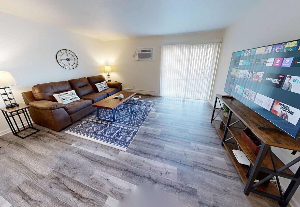 Foto principal - 1639 Green Forest Run