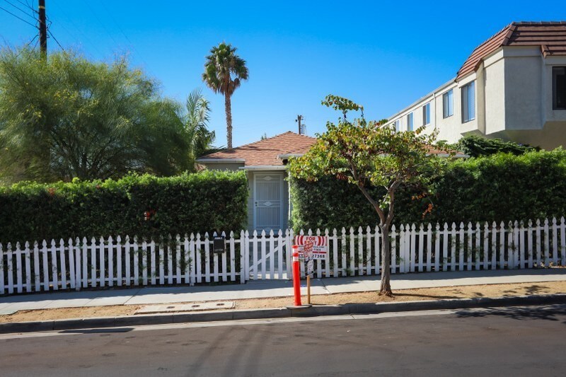 entrada principal - 1244 Stanford St