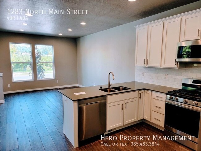 Foto del edificio - 1283 N Main St