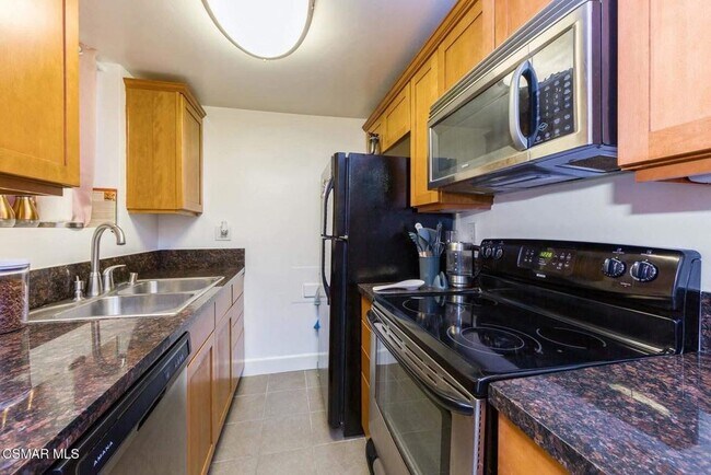 Foto del edificio - 10982 Roebling Ave