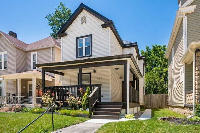 Foto del edificio - 997 Oakwood Ave