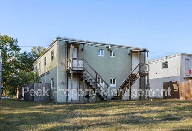Building Photo - 925 N 20th St