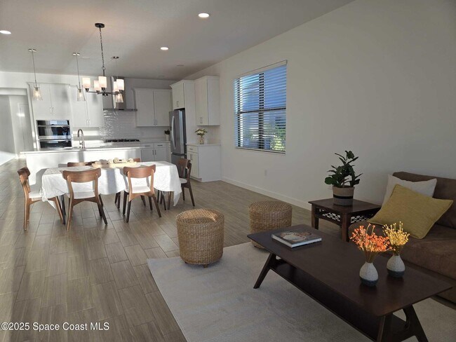 Foto del edificio - 3055 Dampier Dr