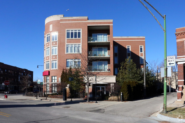 Building Photo - Pensacola Place