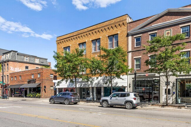 Foto del edificio - 854 N High St