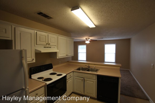 Building Photo - 3 br, 3 bath House - 1942 Panda Court