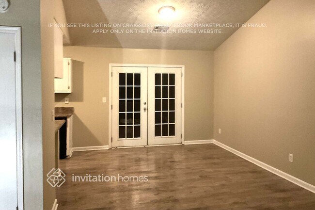 Building Photo - 1747 Vertex Dr SW