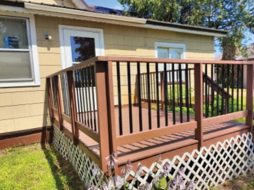 Back Deck - 1032 Tiffany St