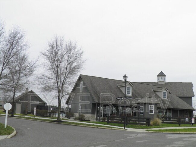 Building Photo - 6522 Crab Apple Dr