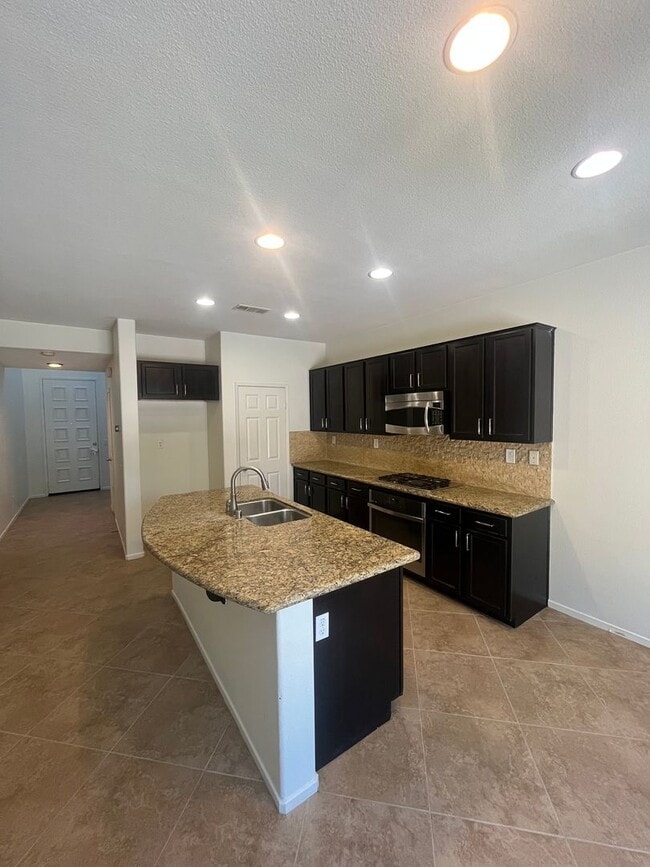 Building Photo - 32723 Ritter Ct