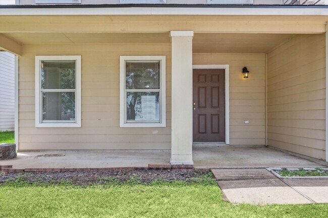 Foto del edificio - 2218 Heath Ridge Ln