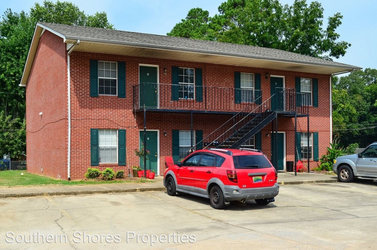 Primary Photo - 707 Virginia Ave