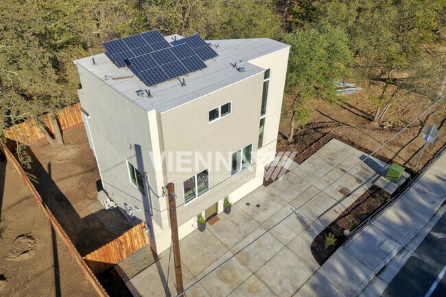 Foto del edificio - 7437 Antelope Rd