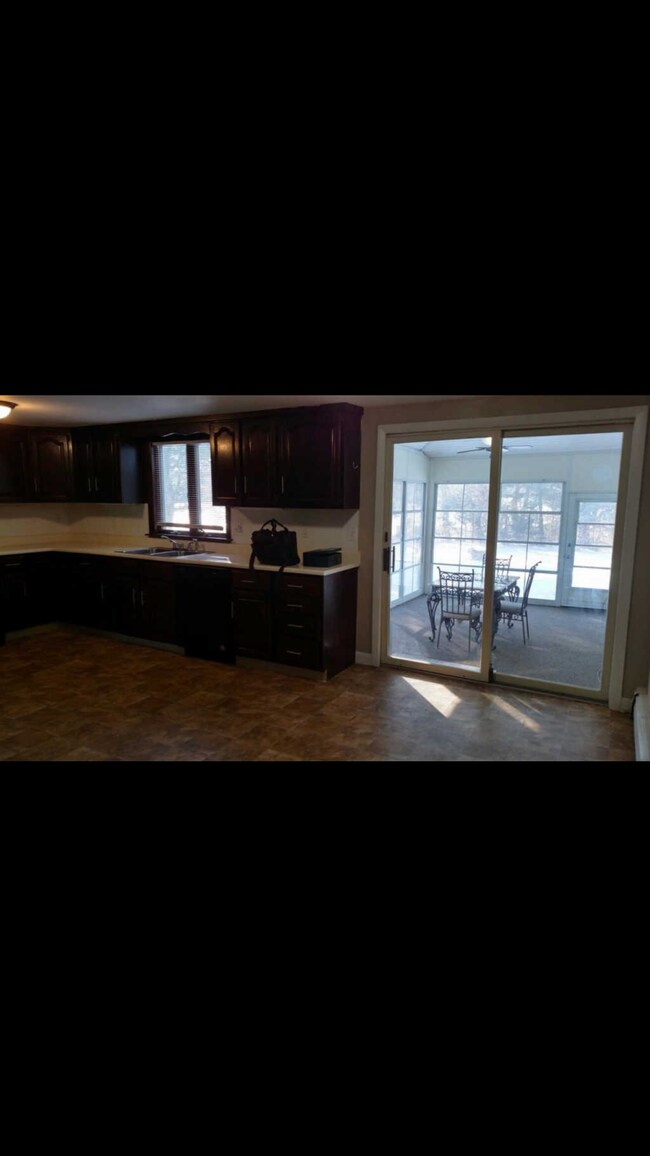 219 Green St Unit A, Somersworth, NH 03878 219 Green St Somersworth