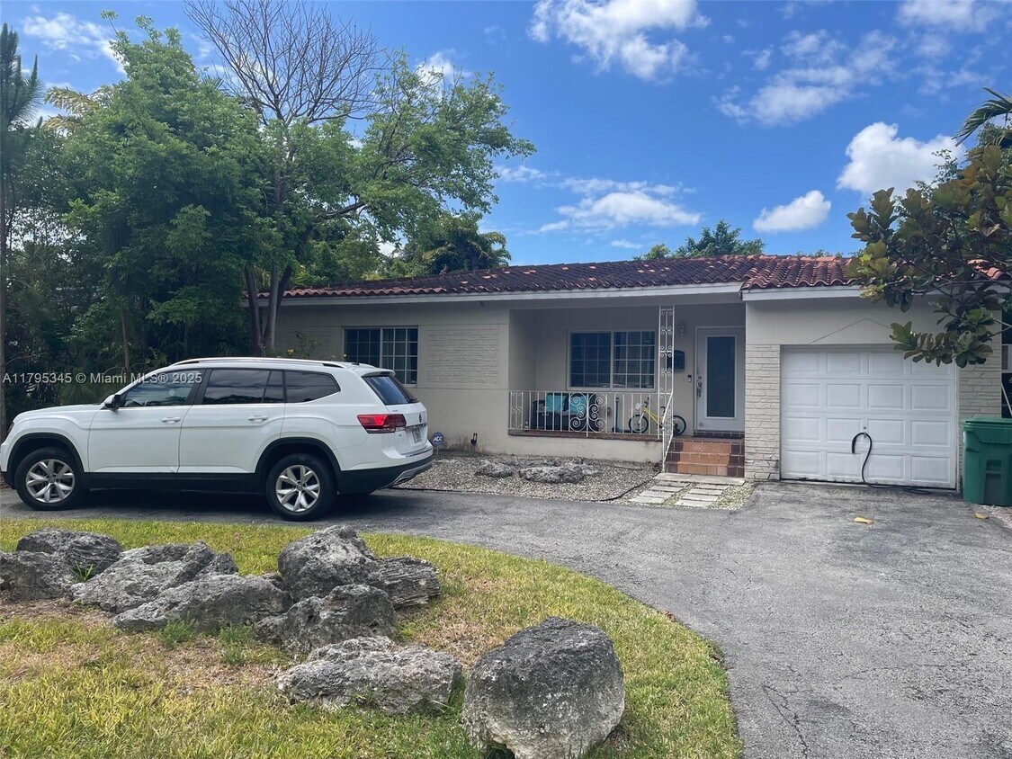 Foto principal - 6210 SW 34th St