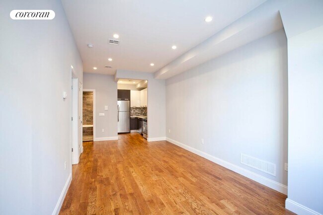 Foto del edificio - 276 Hawthorne St