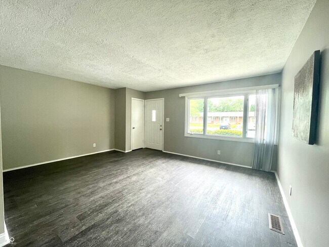 Foto del edificio - 110 N Tyrone Dr