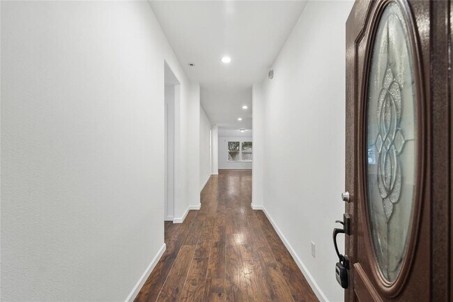 Foto del edificio - 6729 Hidden Colony Ln