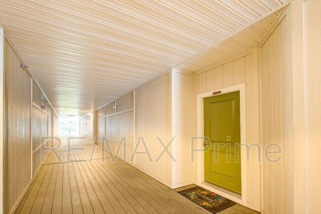 Building Photo - 2469 Leytonstone Dr