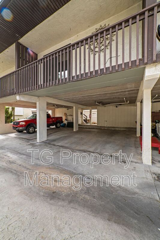 Foto del edificio - 121 13TH Ave S