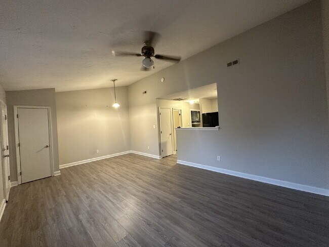 Foto del edificio - 147 Marlene Dr