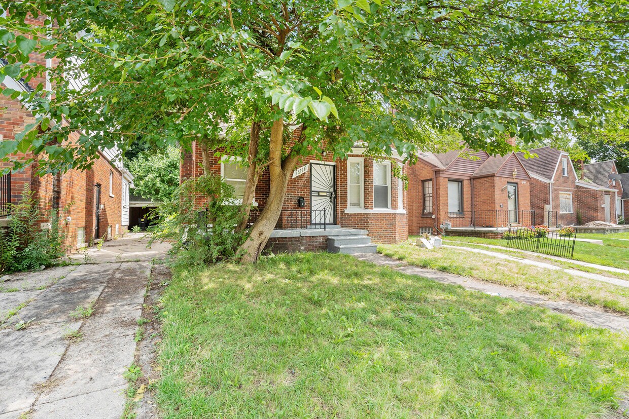 Foto principal - 15738 Sorrento Ave