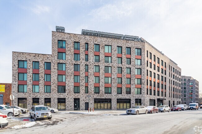 Foto del edificio - 875 Erskine Street