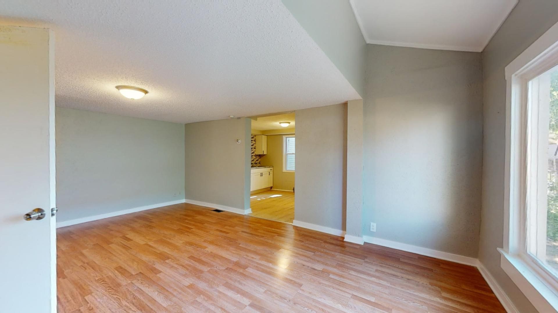 3063 W 47th St Cleveland, OH 44102 – photo 5